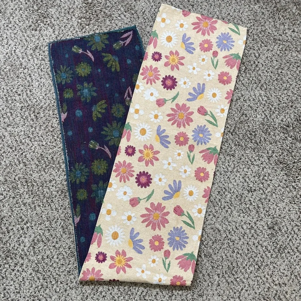 Vintage Woven Floral Daisy Table Runner Yellow Pink Blue Tapestry Flower Cottage